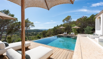 Resa Estates finca blakstad te koop vastgoed Ibiza terrace .jpg